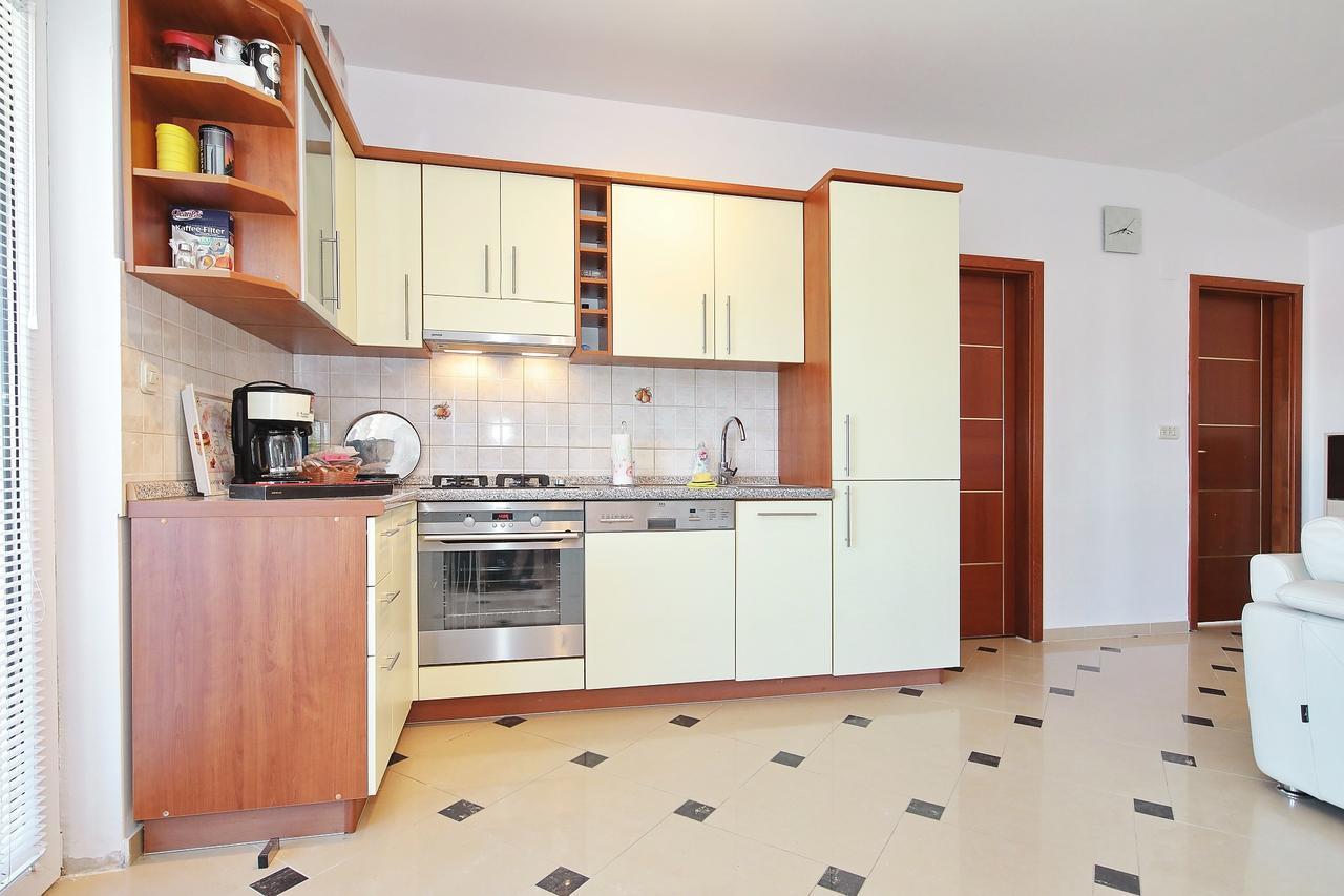 Apartment Sapavac Vir Esterno foto