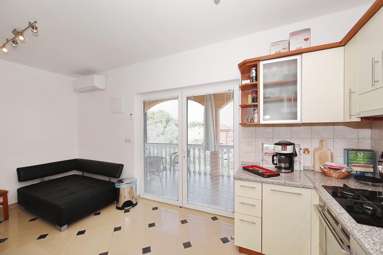 Apartment Sapavac Vir Esterno foto
