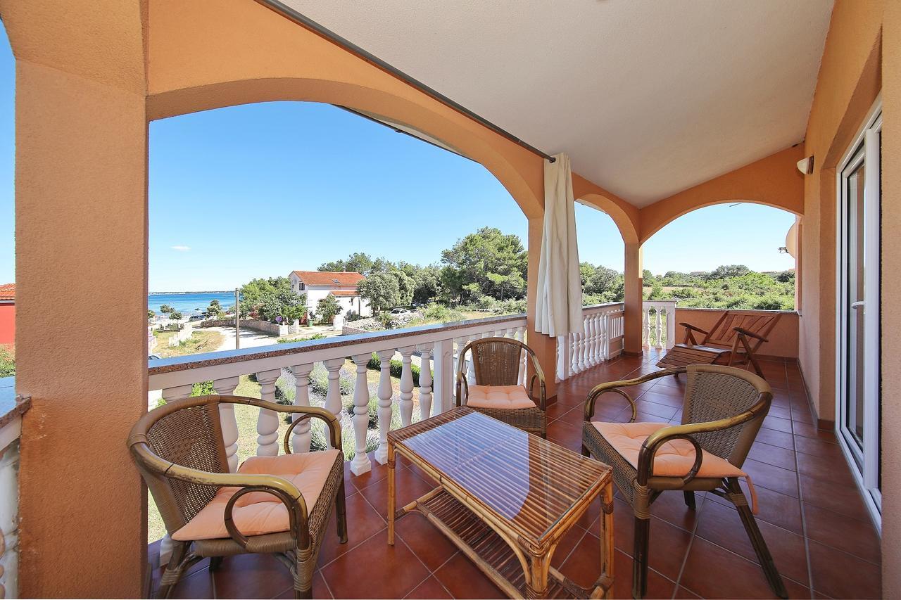 Apartment Sapavac Vir Esterno foto